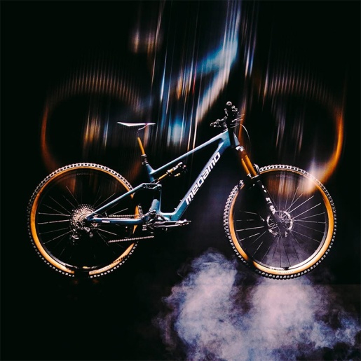 MEGAMO Reason Avinox